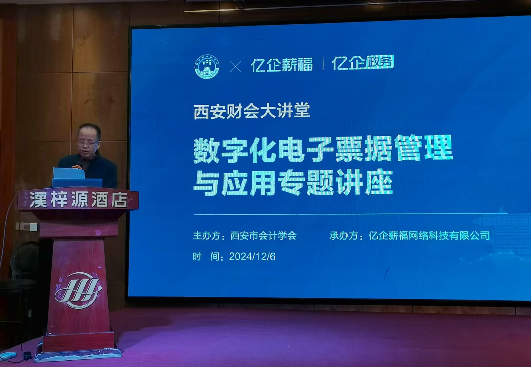 封面1.jpg